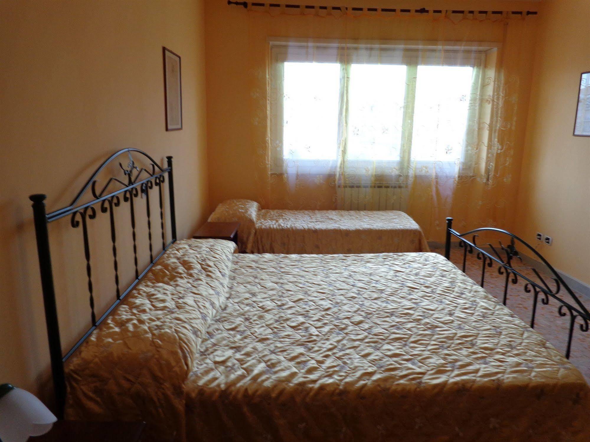 Domus Della Radio Bed and Breakfast Roma Esterno foto